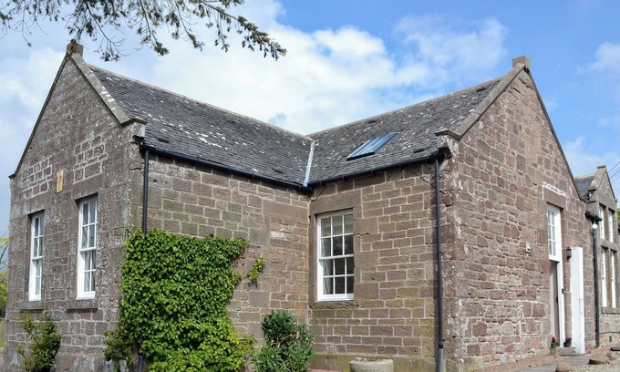 Laurencekirk Cottage | 3 bedroom accommodation in Arbuthnott, near Stonehaven