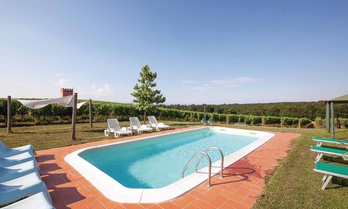 Montecalvoli Apartment | 3 bedroom accommodation in Pontedera PI