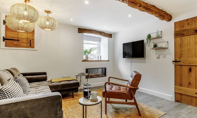 Taddington Cottage | 3 bedroom accommodation in Taddington