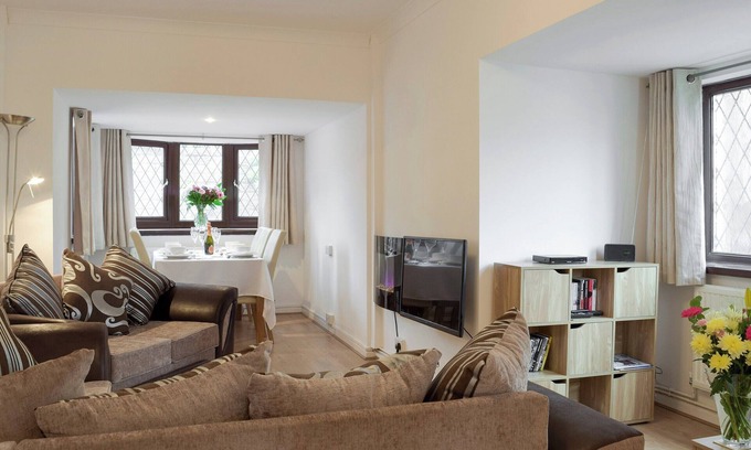 Mumbles Cottage | 3 bedroom accommodation in The Mumbles