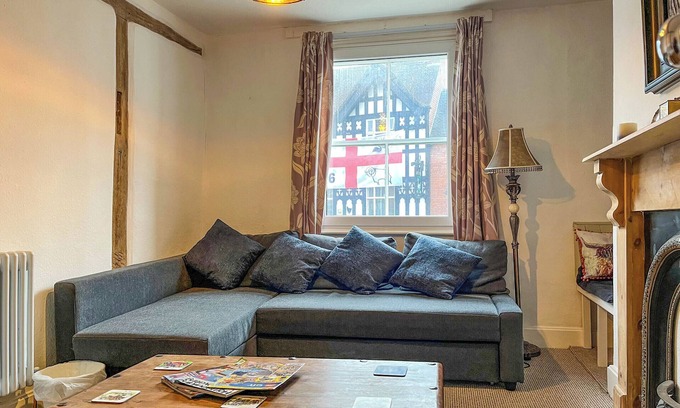 Ashbourne Apartment | 3 bedroom accommodation in Ashbourne