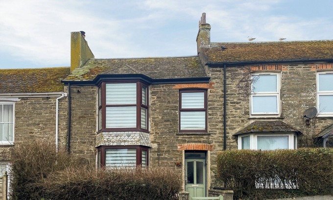 Newquay Cottage | 3 bedroom accommodation in Newquay