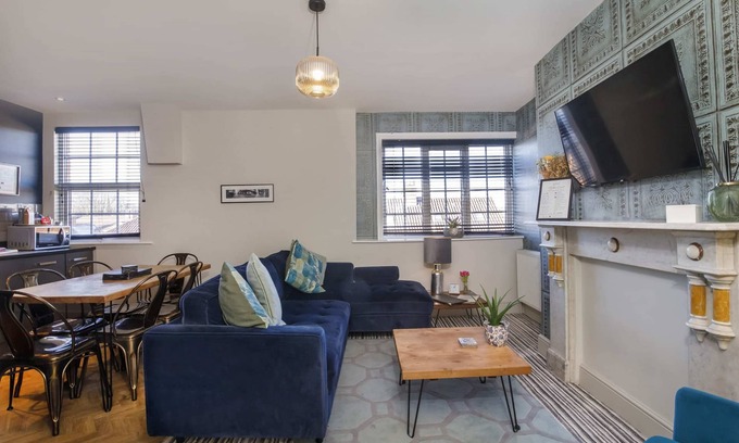 York Apartment | 3 bedroom apartment in central York