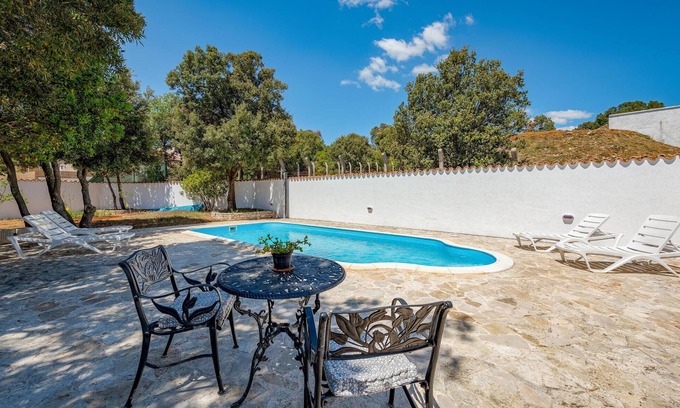 Peruski House | 3 bedroom beautiful home in Pavicini
