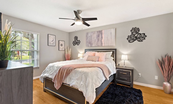 Sunridge Woods Villa | 3 Bedroom Bliss With Water and Conservations Views