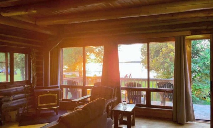 Rosedale House | 3-Bedroom Cottage #7 - Balsam Lake