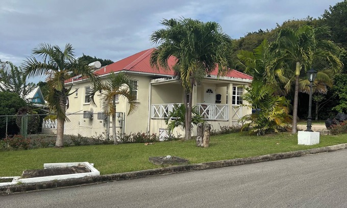 Bakers Woods Villa | 3 Bedroom Family Friendly Villa with own Private Pool. 5 mins from Mullins.