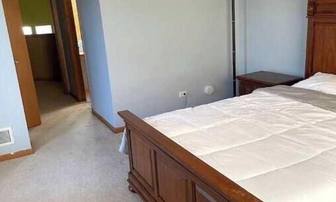 Romeoville House | 3-bedroom gorgeous townhome in fabulous Romeoville