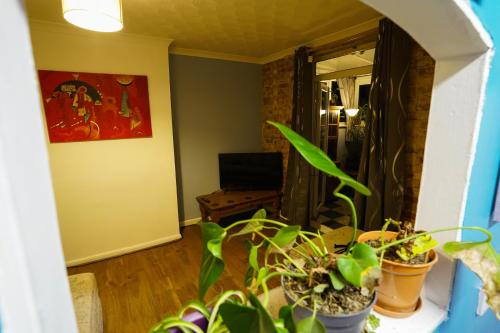 Ipswich House | 3 Bedroom home by Ipswich docks.