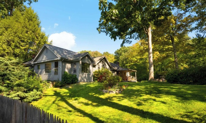 South Salem House | 3-bedroom Lakefront House w/Pool, Lakeside Dock, Sunset Views