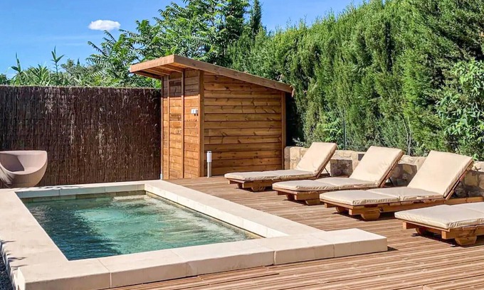 Fontvieille House | 3 bedroom nice home in Fontvieille