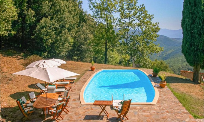 Taulis House | 3 Bedroom Nice Home In Taulis