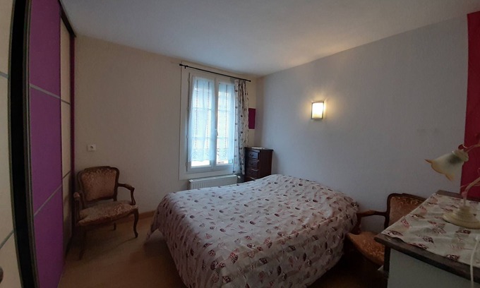 Le Mele-sur-Sarthe House | 3 Bedroom Private vacation home in Le MÃªle-sur-Sarthe