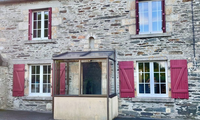 Morlaix House | 3 Bedroom Private vacation home in Morlaix