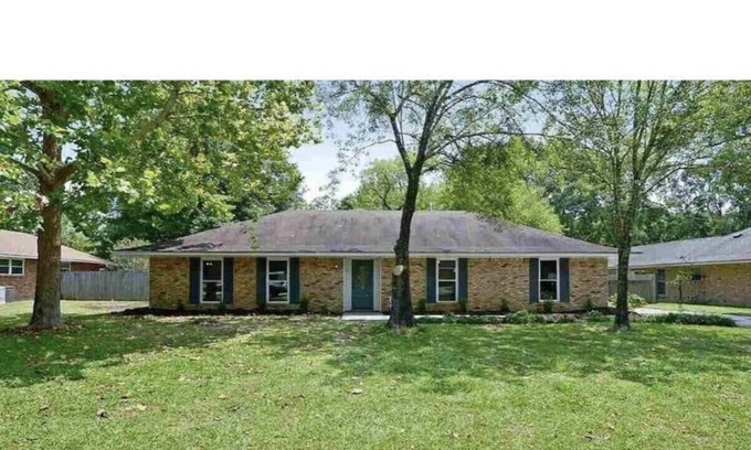 Central House | 3 bedroom spacious home