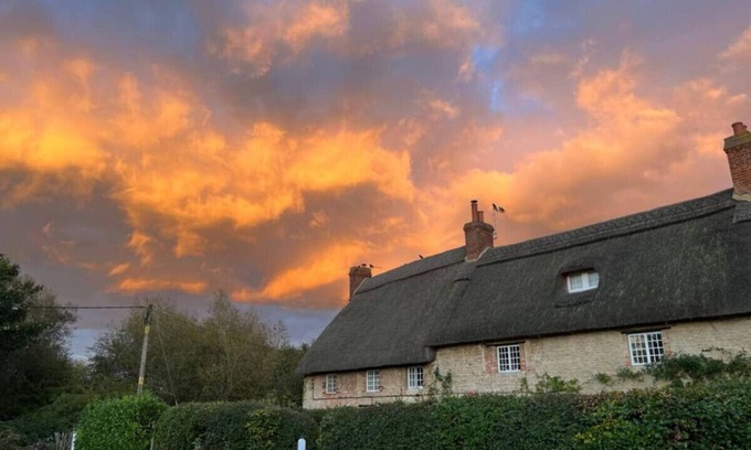 Kidlington Other | 3-Bedroom Swan Cottage, Canal View, Parking,Oxford