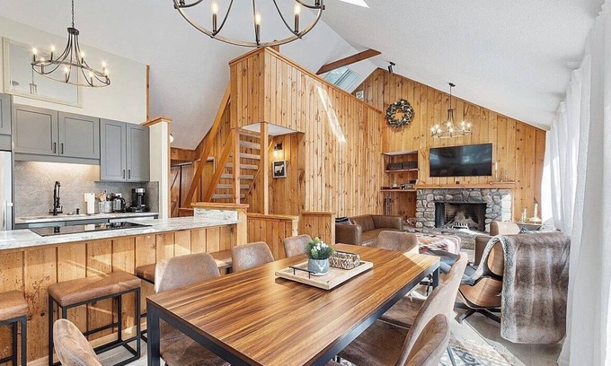 Campton House | 3+ bedroom vacation home near White Mountain National Forest