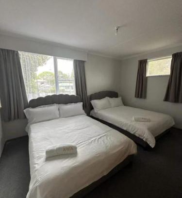 Palmerston North House | 3 bedrooms House,77 Slacks Rd