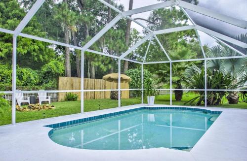 Laurel House | 3 BR Pool Home In Nokomis - Close To Beaches