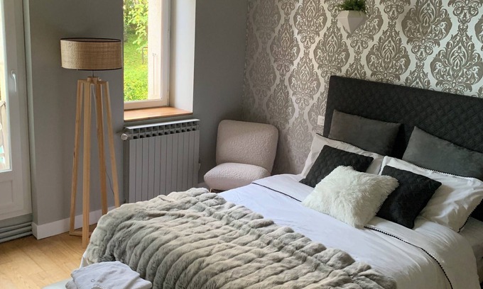 Salleboeuf Bed & Breakfast | 3 guest rooms