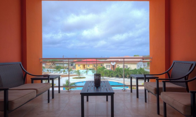 Alto Vista Apartment | 3 minutes drive away from Eagle Beach. 3 bed/2 bath apartment with balcony.