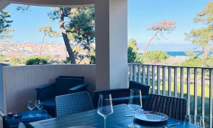 Calvi Apartment | 3-room apartment, 2 beds, beach, parking, AC, WiFi