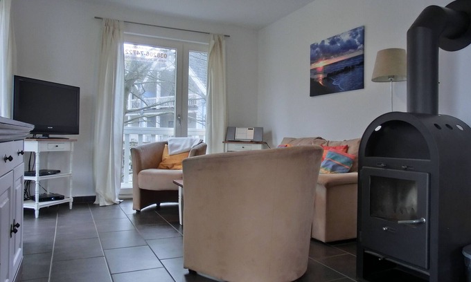 Graal Mueritz Apartment | 3-room apartment for 4 pers. with WLAN, close to the beach