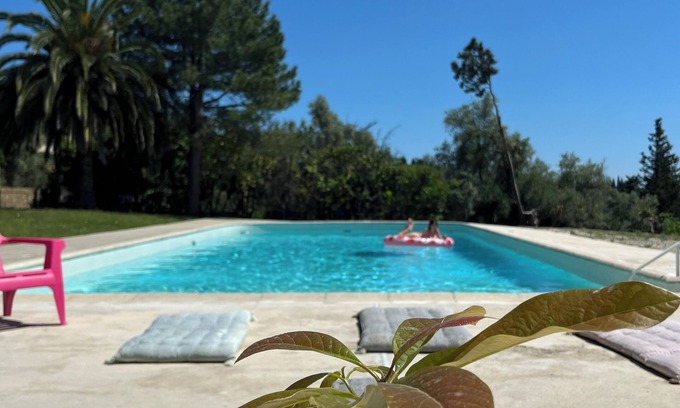 Le Plan-de-Grasse Apartment | 3-room apartment on top floor of 1 "bastide grassoise" in private estate with swimming pool