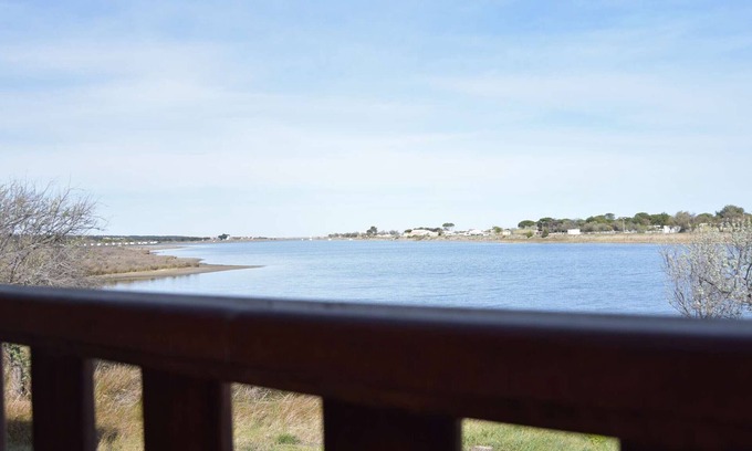 Les Ayguades House | 3-room house, pool, parking, sleeps 6 - Gruissan
