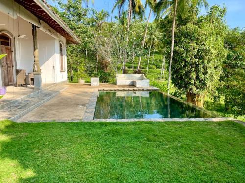 Kathaluwa House | 3 Sister's Plantation- Visitor's Cottage