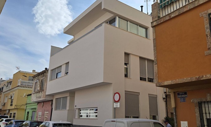 Carretera de Cadiz Villa | 3-Storey Family Home near the Beach in Málaga