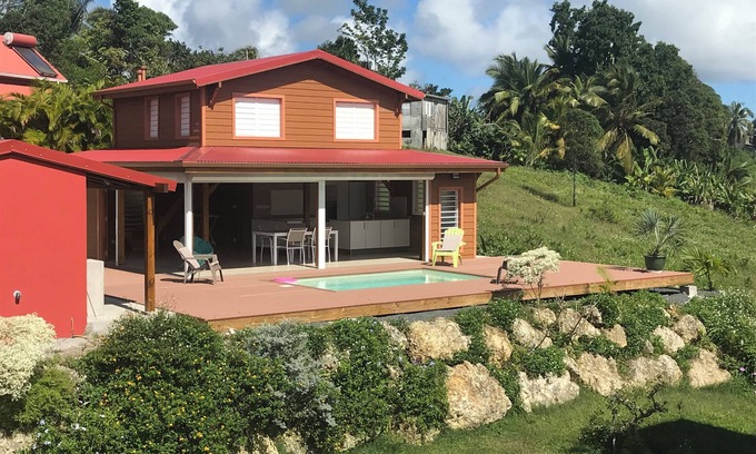 Sainte-Anne Villa | 3 * villa with new wooden pool