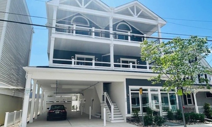 Sea Isle City Condo | 30 42nd Street, Unit:East