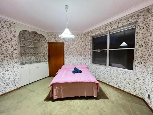 Epping House | 30 Room