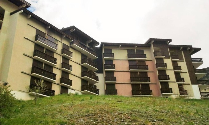 Mont-de-Lans Apartment | 300m from shops, 3rd floor, balcony, tv, ski locker, 22m², Les 2 Alpes