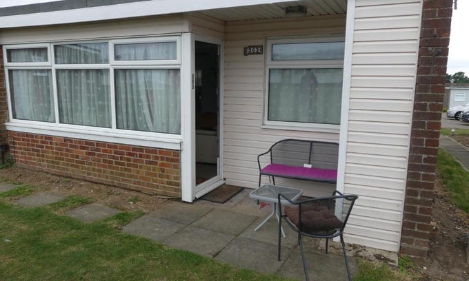 Great Yarmouth House | 303 Sundowner