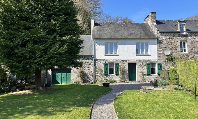 Frehel House | 309 - Charming family house in the heart of the village of Port-à-La-Duc