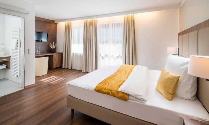 Bad Fuessing Apartment | 30sqm suite for up to three people in the center of Bad Füssing incl. WLAN