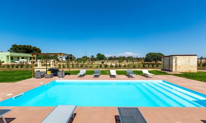 Lequile Apartment | 3418 Villa La Quiete by BarbarHouse