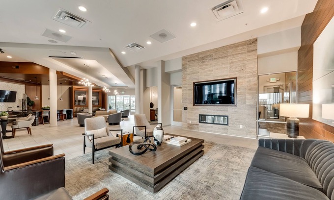 Las Colinas Apartment | 35% OFF 3BD, Pool, Lakeview, HWY348 - Las Colinas