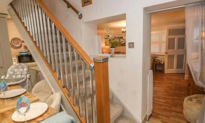 Burry Port House | 35 Seaview Terrace - A Wonderful Place To Stay! Pet friendly!