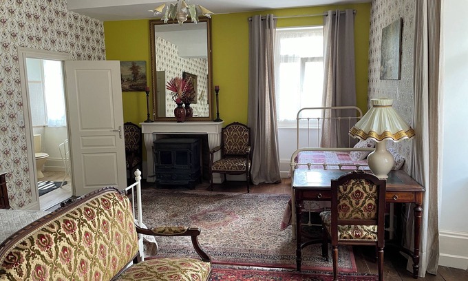 Masseret Villa | 350-year-old Typical French Villa, gated garden, swimming pool, private parking.