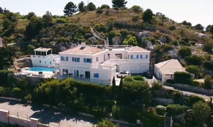 La Turbie House | 350m2 House - 5 BR – heated pool – quiet surroundings