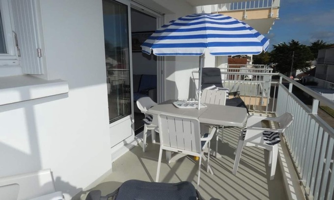 Notre-Dame-de-Monts Apartment | 35m² Apartment near beach with balcony, parking, and pets allowed - 4 people