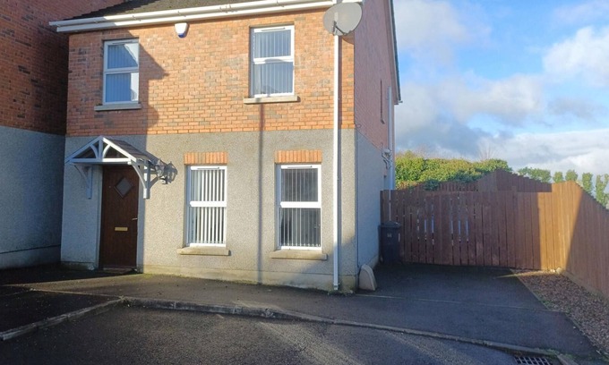 Newtownabbey House | 3BD Home from home in Newtownabbey