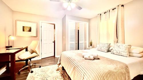 Atlanta House | 3BR Executive Stay 15 Min to ATL Airport Fast Wi-Fi Free Parking