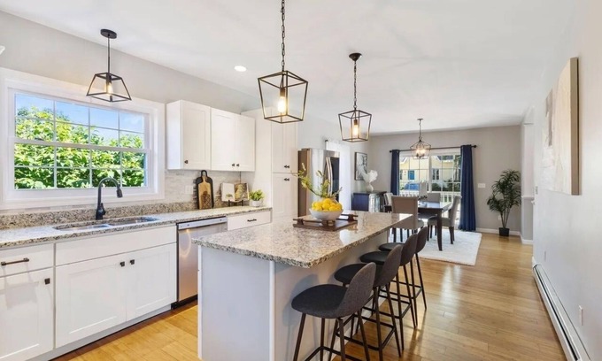 South Portland House | 3BR Mid-Century Modern Retreat Near Portland & Willard Beach
