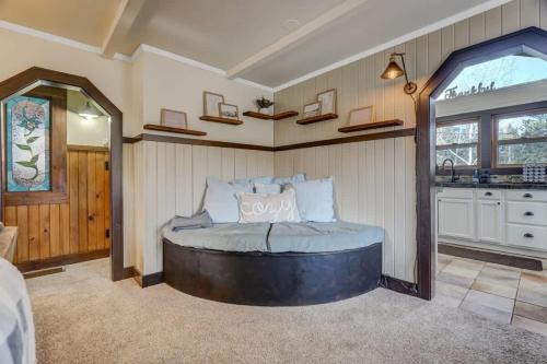 Cascade-Chipita Park House | 4 Bdrm Amazing Veiws