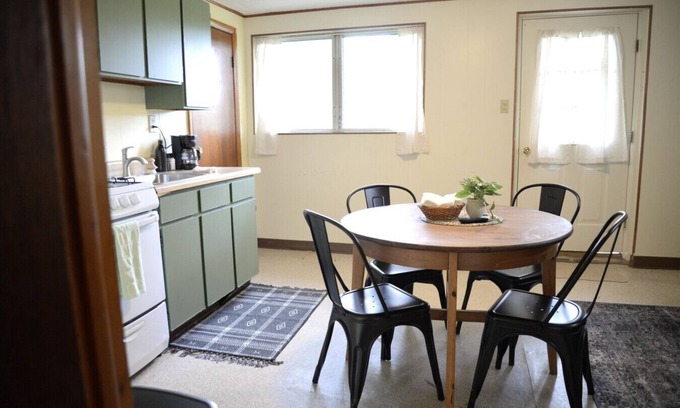 Strasburg Cabin | #4 Beaver Creek Cabin