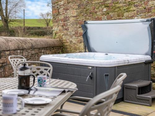 Westleigh House | 4 Bed in Bideford OAPPL